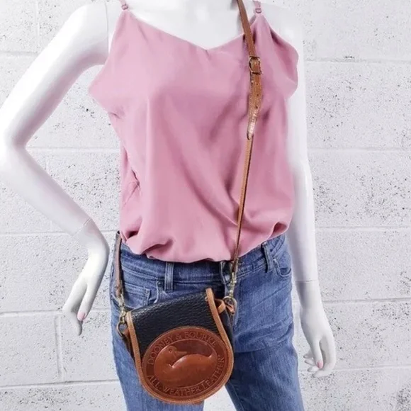 Dooney & Bourke Big Duck Crossbody Purse Black Tan Shoulder Bag - Picture 3 of 12